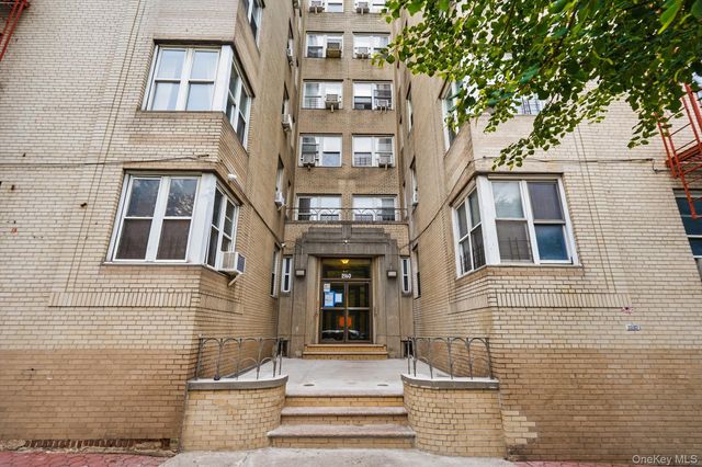 2160 Bronx Park E 6J, Bronx, NY 10462