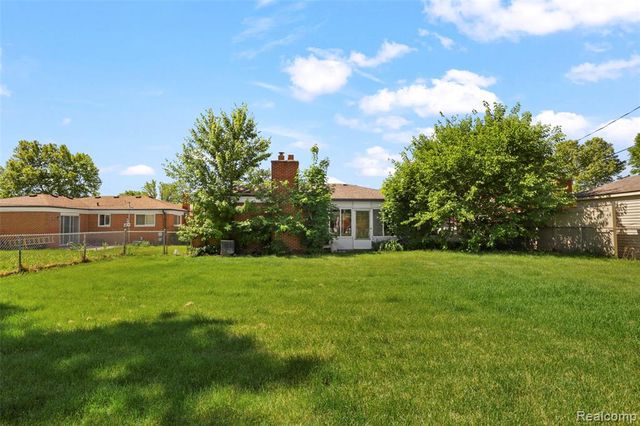 2891 Teasdale Drive, Troy, MI 48083