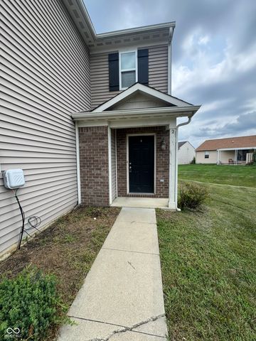 2003 Falcon Court, Franklin, IN 46131