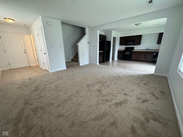 2003 Falcon Court, Franklin, IN 46131