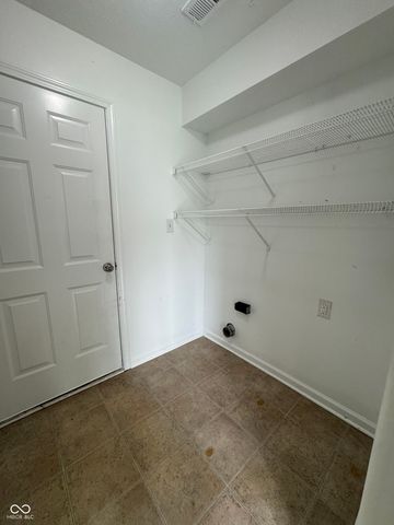 2003 Falcon Court, Franklin, IN 46131