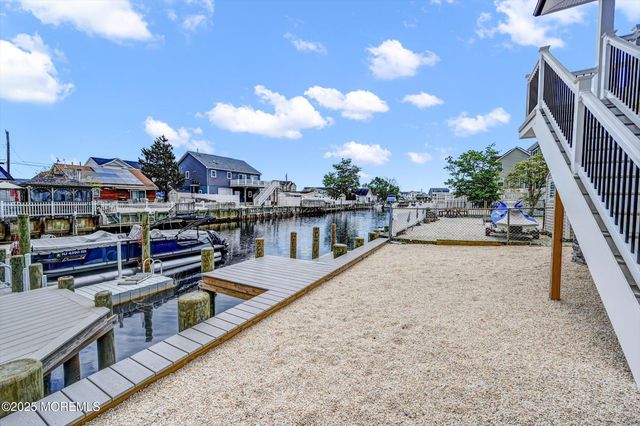 104 Lawrence Drive, Manahawkin, NJ 08050