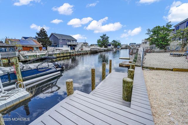 104 Lawrence Drive, Manahawkin, NJ 08050