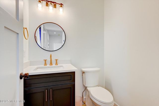 104 Lawrence Drive, Manahawkin, NJ 08050
