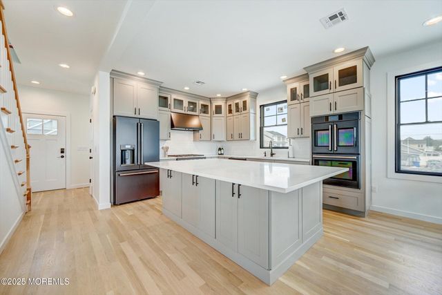 104 Lawrence Drive, Manahawkin, NJ 08050