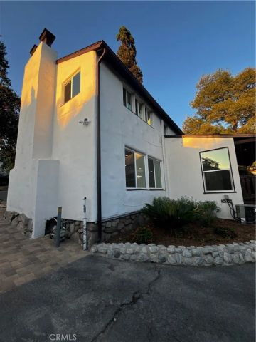 2430 Orange Avenue, La Crescenta, CA 91214