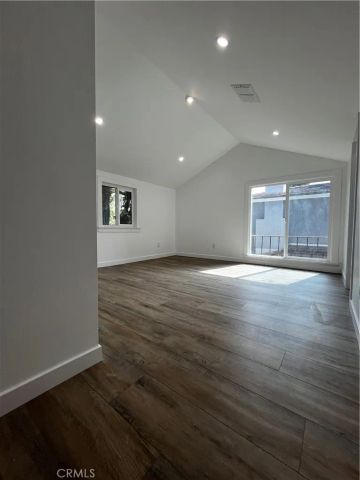 2430 Orange Avenue, La Crescenta, CA 91214