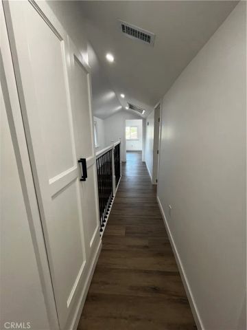 2430 Orange Avenue, La Crescenta, CA 91214