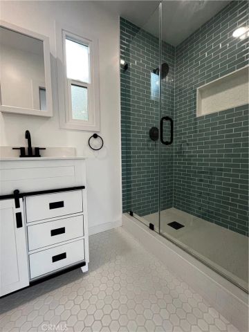 2430 Orange Avenue, La Crescenta, CA 91214