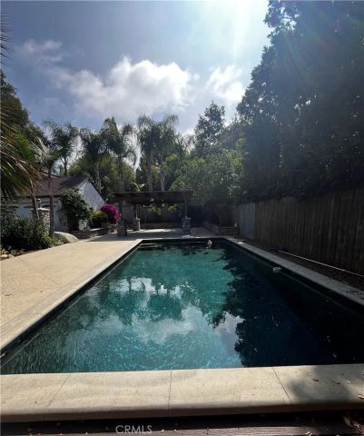 2430 Orange Avenue, La Crescenta, CA 91214