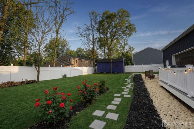 28 Duchess Avenue, Middletown, NJ 07748