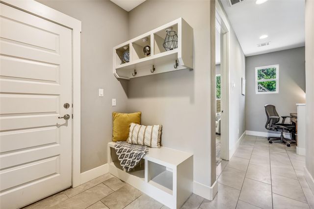 20608 Adobe TRL, Lago Vista, TX 78645