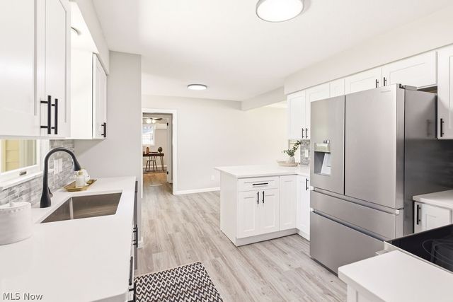 8768 Parkdale Drive, North Royalton, OH 44133