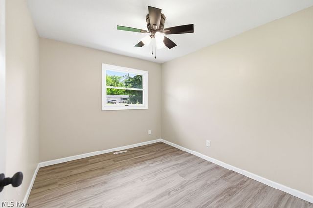 8768 Parkdale Drive, North Royalton, OH 44133
