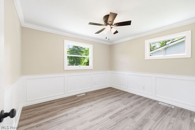 8768 Parkdale Drive, North Royalton, OH 44133