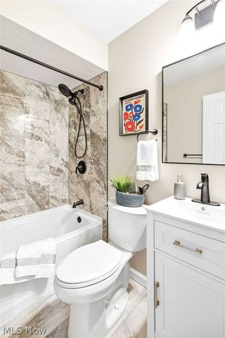 8768 Parkdale Drive, North Royalton, OH 44133