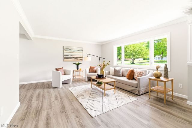 8768 Parkdale Drive, North Royalton, OH 44133