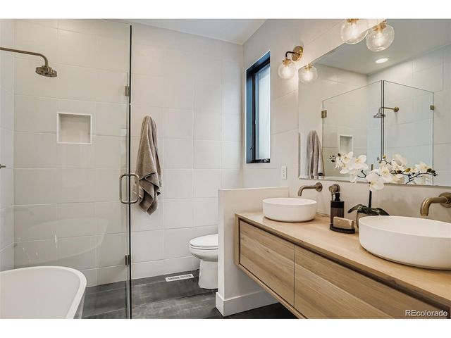 3829 Osage St, Denver, CO 80211