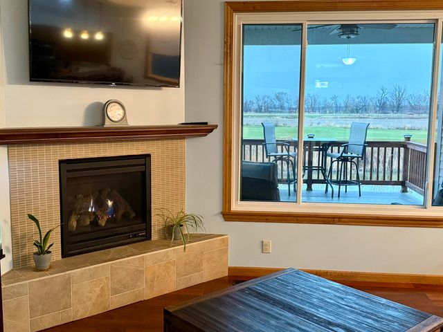 132 TRADERS POINTE Circle, Council Bluffs, IA 51501