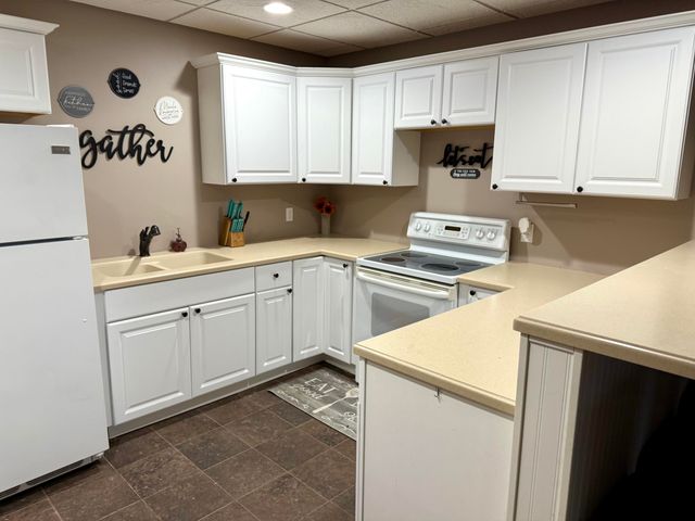 132 TRADERS POINTE Circle, Council Bluffs, IA 51501