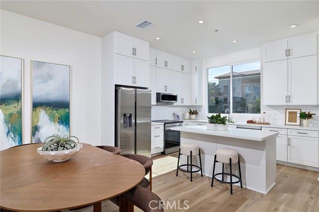 7268 Ellington Drive, Huntington Beach, CA 92647