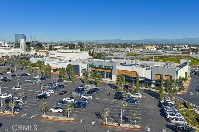 7268 Ellington Drive, Huntington Beach, CA 92647