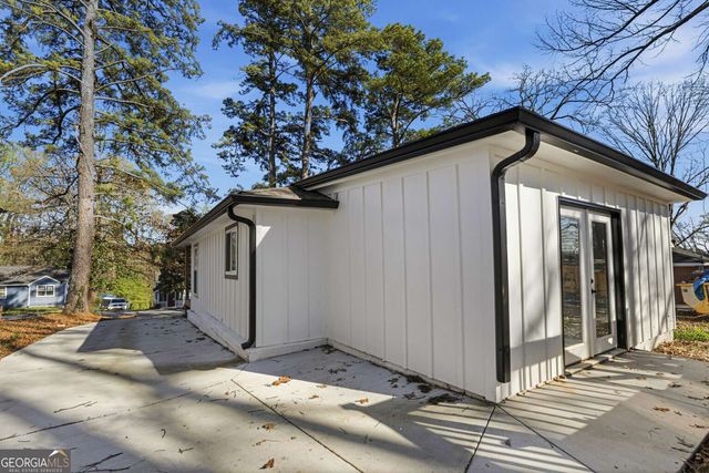 2056 Gober Avenue SE, Smyrna, GA 30080