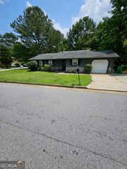 5639 Mallard Trail, Lithonia, GA 30058