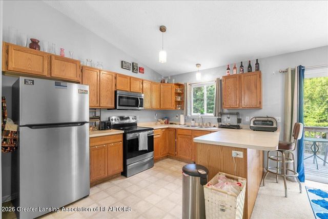 2838 Risdale Avenue, Lansing, MI 48911