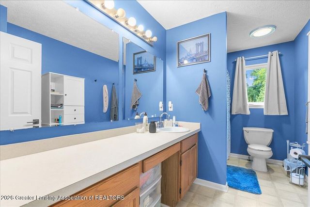 2838 Risdale Avenue, Lansing, MI 48911