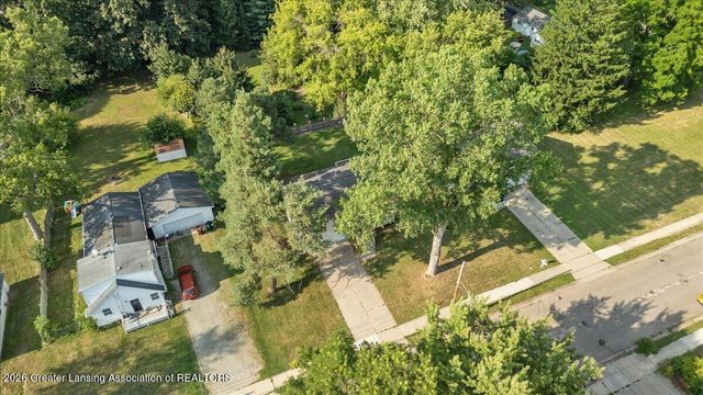 2838 Risdale Avenue, Lansing, MI 48911