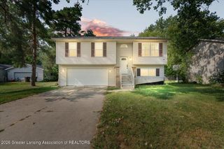 2838 Risdale Avenue, Lansing, MI 48911