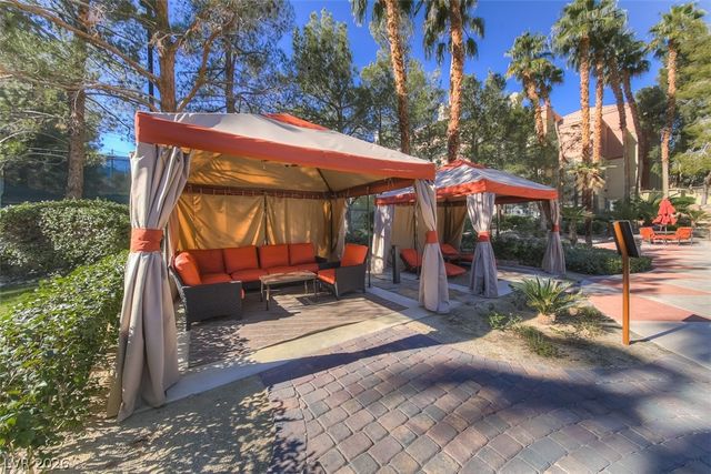 210 East Flamingo Road 202, Las Vegas, NV 89169