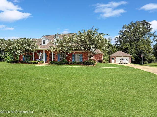 1010 Longwood Place, Pearl, MS 39208