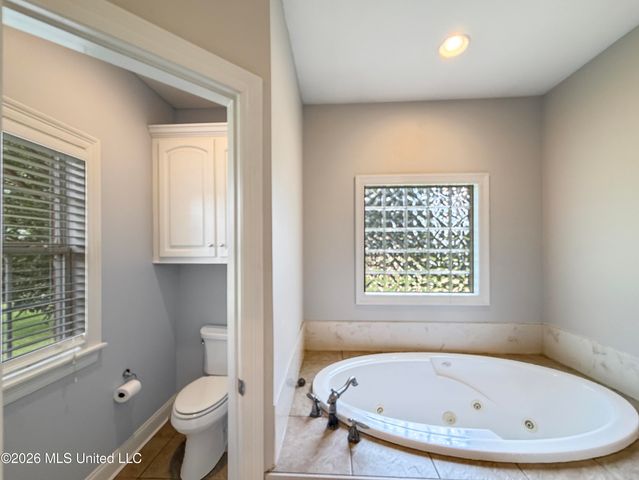 1010 Longwood Place, Pearl, MS 39208