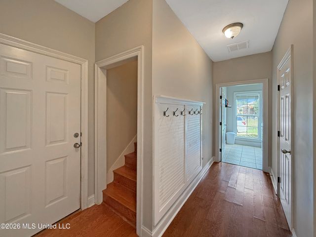1010 Longwood Place, Pearl, MS 39208