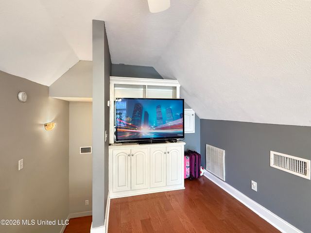 1010 Longwood Place, Pearl, MS 39208