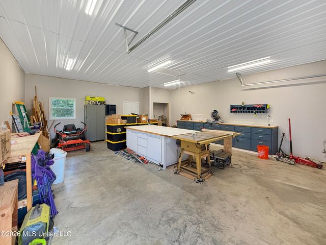 1010 Longwood Place, Pearl, MS 39208