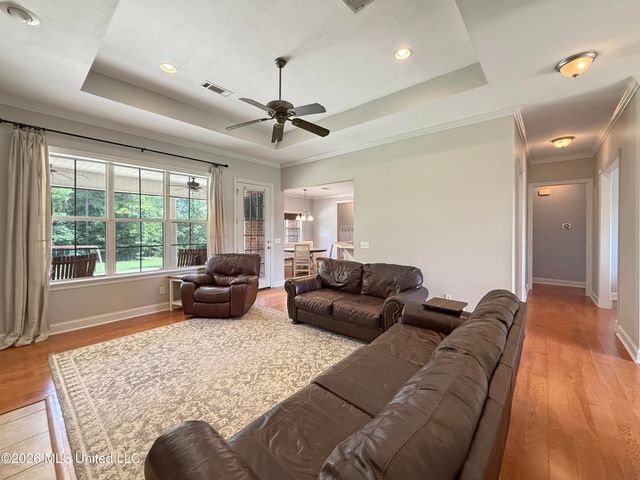 1010 Longwood Place, Pearl, MS 39208