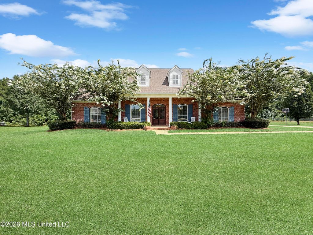 1010 Longwood Place, Pearl, MS 39208