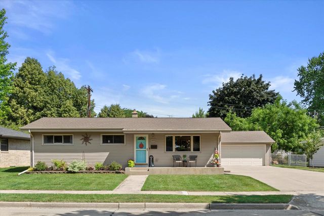 2928 Pinehurst AVENUE, Racine, WI 53403