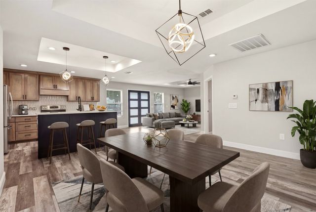 2610 Sharon Street, Dallas, TX 75211