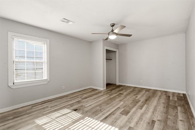 2610 Sharon Street, Dallas, TX 75211