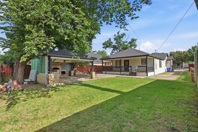 2610 Sharon Street, Dallas, TX 75211