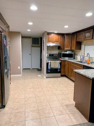 6226 E Evans Creek Road UNIT 15, Rogue River, OR 97537