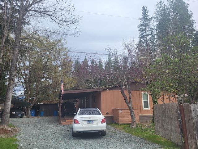 6226 E Evans Creek Road UNIT 15, Rogue River, OR 97537