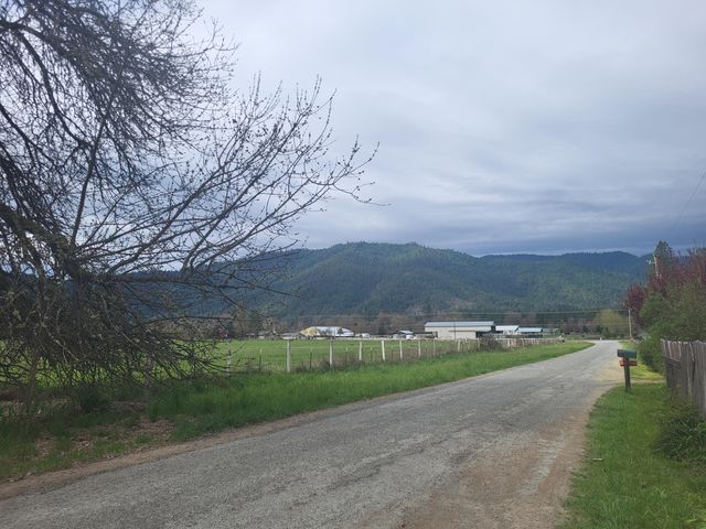 6226 E Evans Creek Road UNIT 15, Rogue River, OR 97537