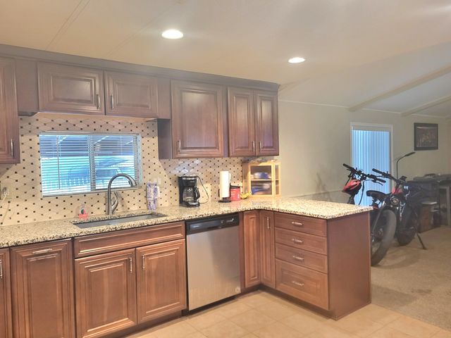 6226 E Evans Creek Road UNIT 15, Rogue River, OR 97537