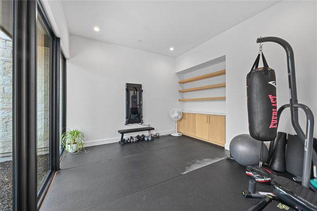 308 Briarwood TRL, Austin, TX 78746