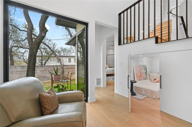 308 Briarwood TRL, Austin, TX 78746